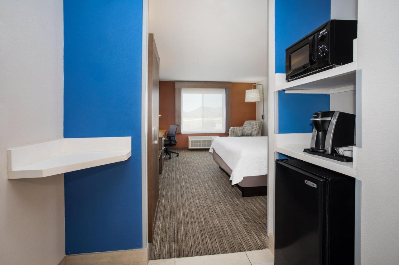 Holiday Inn Express & Suites Tucson By Ihg Bagian luar foto