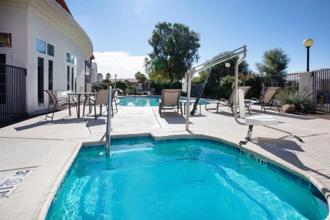 Holiday Inn Express & Suites Tucson By Ihg Bagian luar foto