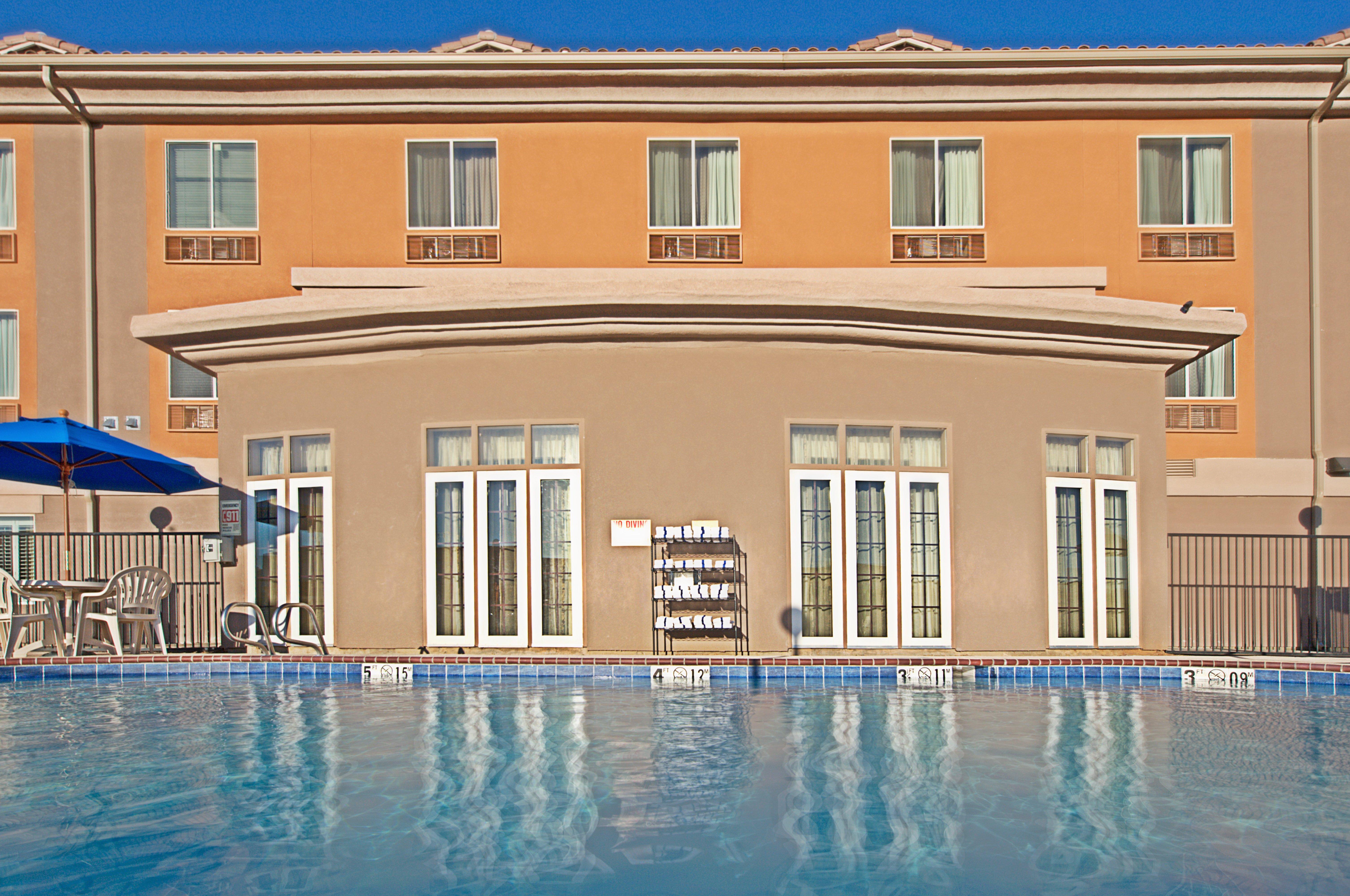 Holiday Inn Express & Suites Tucson By Ihg Bagian luar foto